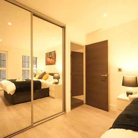 Luxury City Centre 3Bedroom 5Beds Apartment With Allocated Parking Birmingham Exterior photo
