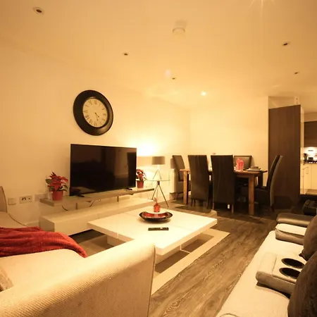 Luxury City Centre 3Bedroom 5Beds Apartment With Allocated Parking Birmingham Exterior photo