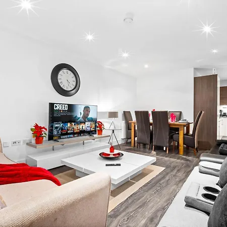 Luxury City Centre 3Bedroom 5Beds Apartment With Allocated Parking Birmingham Exterior photo