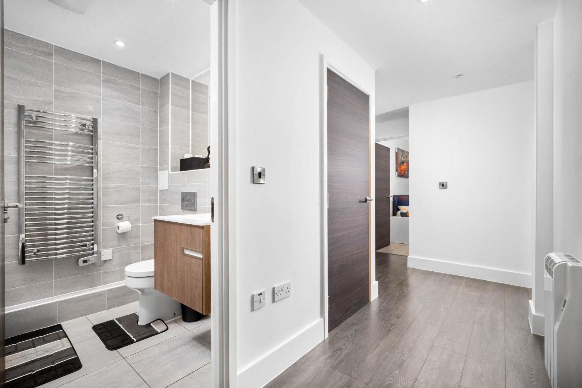Apartment Luxury Centre 3bedroom 5beds With Allocated Parking